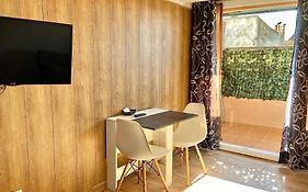 Apartamento tipo loft entero. ( Cim apartaments )